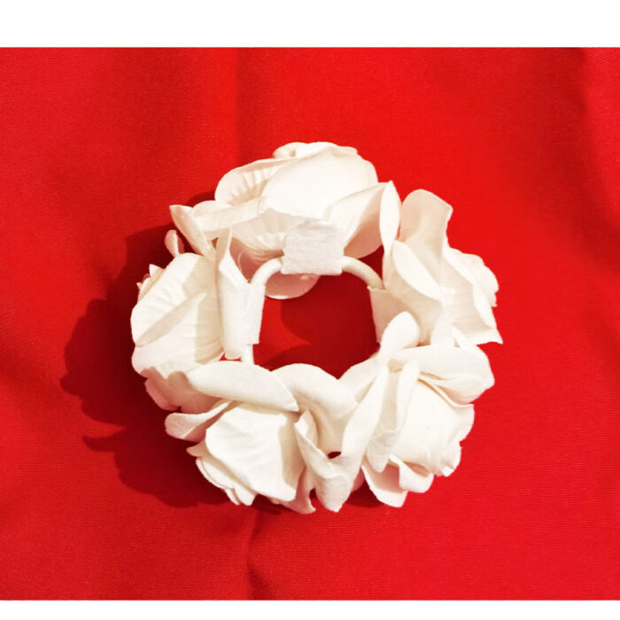 Elastic coc trandafiri albi A1332-1 - imagine 1