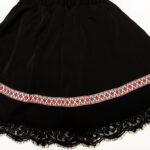 Fusta neagra motive si dantela F1945-1 - imagine 2