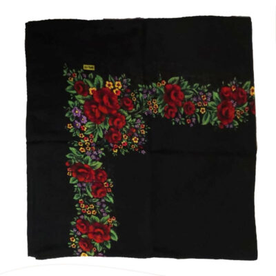 Batic traditional fetite A1835-1