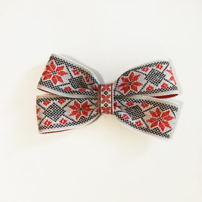 Clama mica motiv traditional